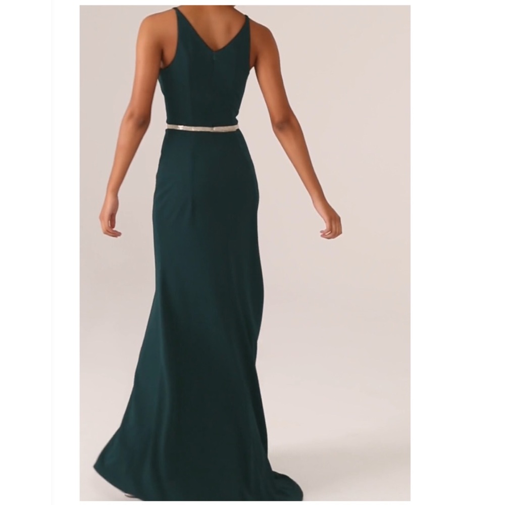 Gown - Picture 5 of 5